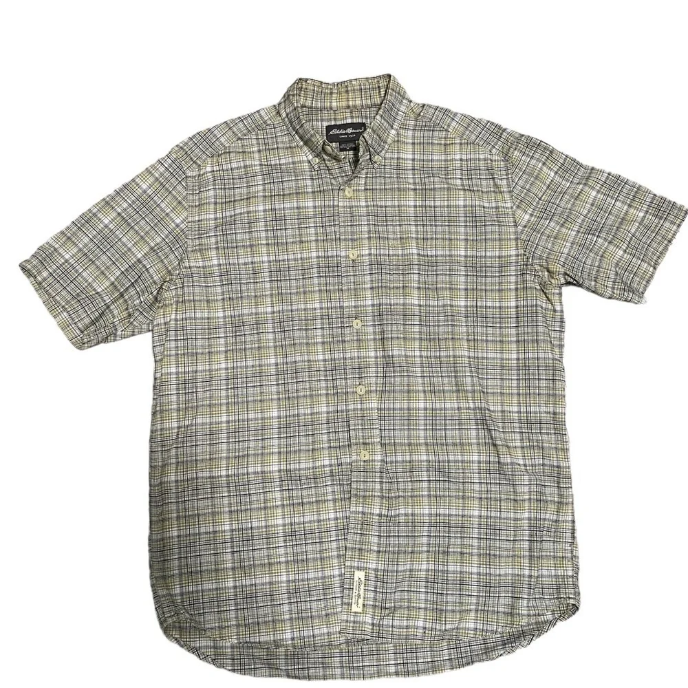 Eddie Bauer Men’s Medium Short Sleeve Plaid bButton Down Shirt